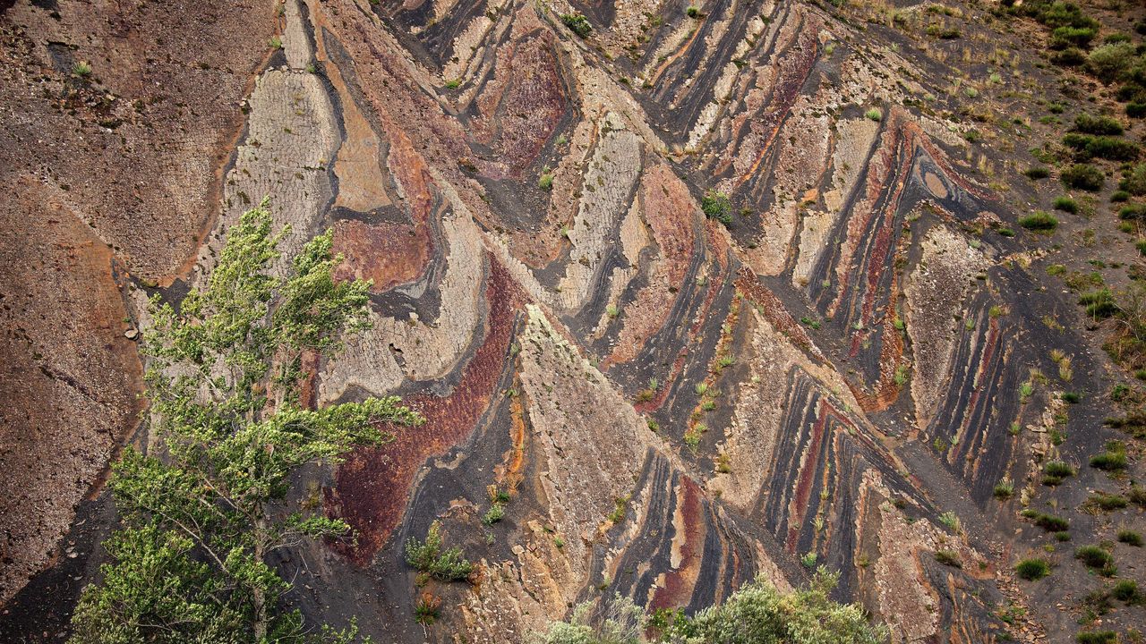 The Painted Ribero: Palencia’s Hidden Color Formation