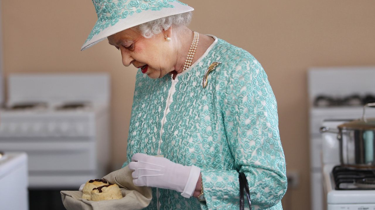 Perdition: God Save the Scones